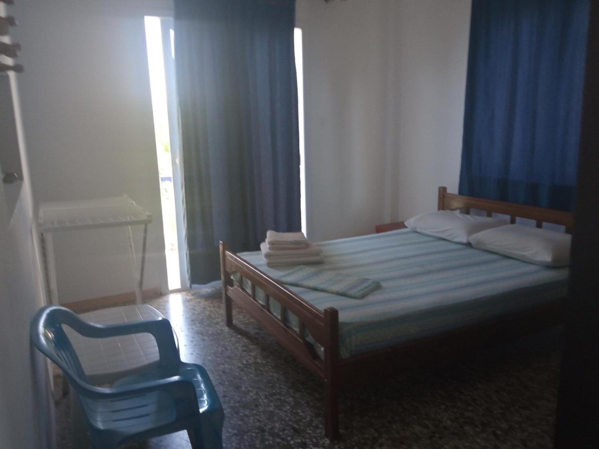 Akri Rooms Akrata Exterior photo