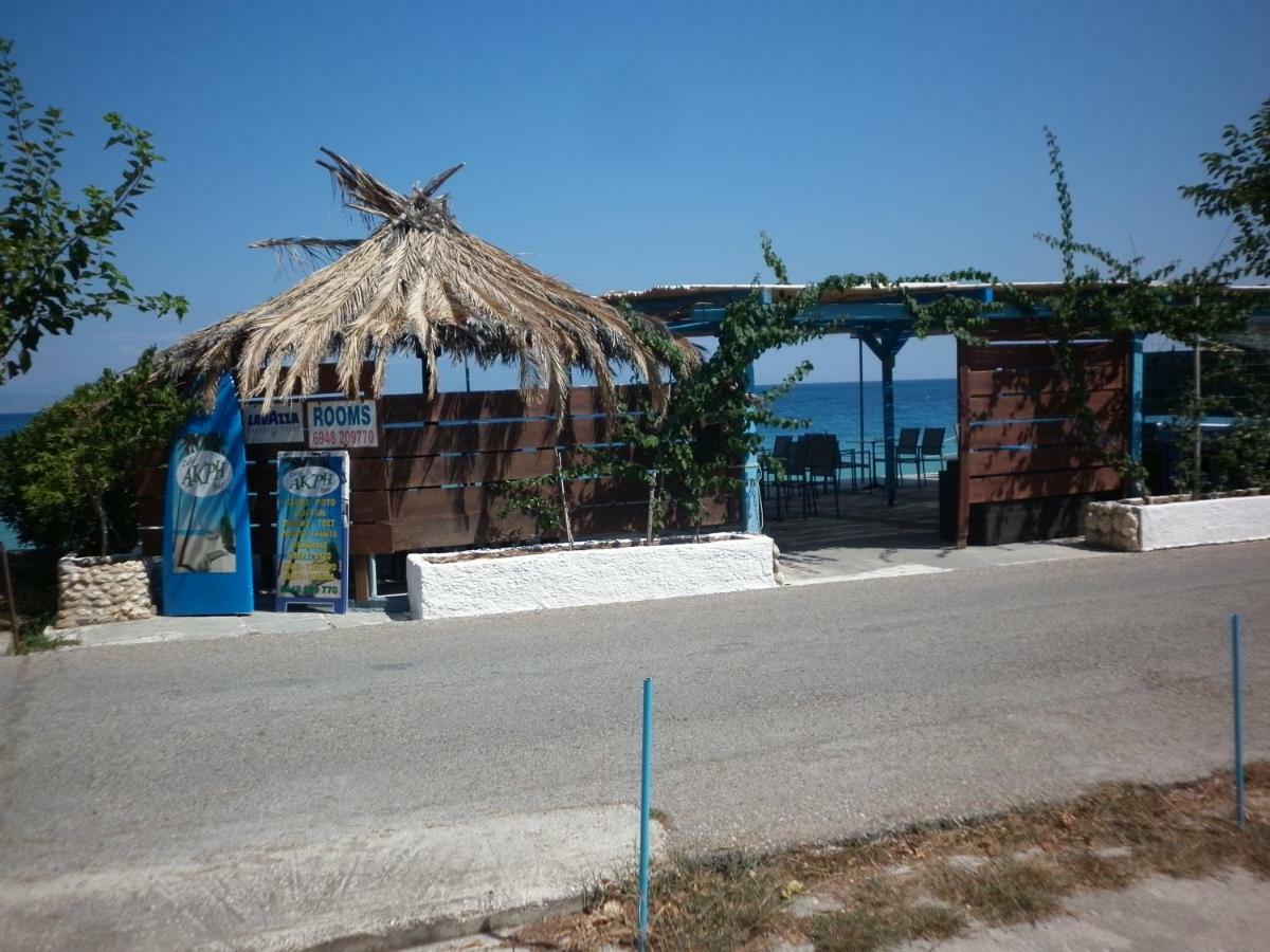 Akri Rooms Akrata Exterior photo
